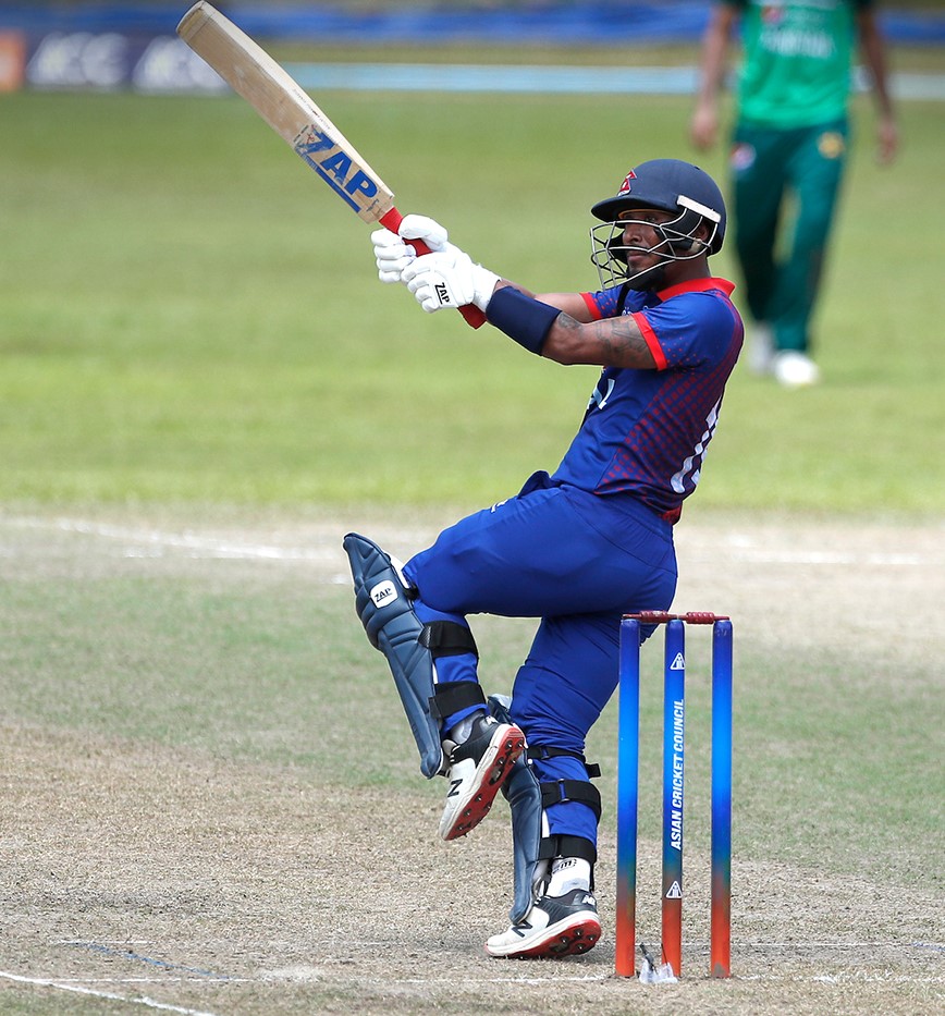 Sompal Kami scored 75 runs off 101 balls with the help of 9 fours and 2 sixes.