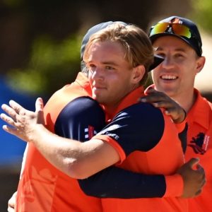BULAWAYO, ZIMBABWE - JULY 06: Bas de Leede of Netherlands celebrates the wicket of Mark Watt of Scotland during the ICC Men's Cricket World Cup Qualifier Zimbabwe 2023 Super 6 match between Scotland and Netherlands at Queen’s Sports Club on July 06, 2023 in Bulawayo, Zimbabwe. (Photo by Albert Perez-ICC/ICC via Getty Images)