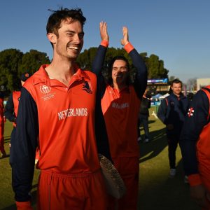 Astunning maiden ODI century from Bas de Leede fired Netherlands to the ICC Men’s Cricket World Cup 2023 with a dramatic four-wicket victory over Scotland.